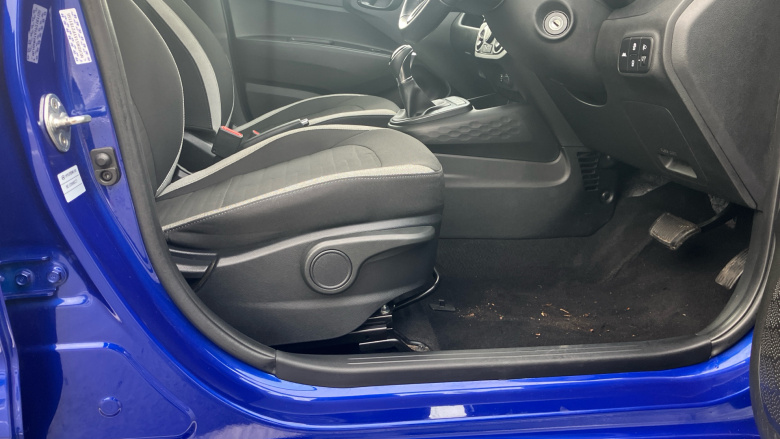 Hyundai i10 1.0 MPi SE Connect 5dr Auto Petrol Hatchback